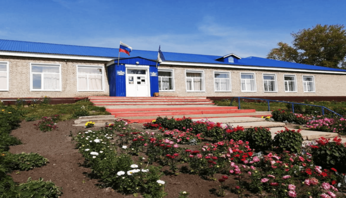 Сельская школа село Резяпово